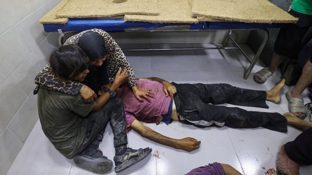 'Dode lichamen om ons heen en een golf van angst', schokkende taferelen bij voedselpunten in Gaza