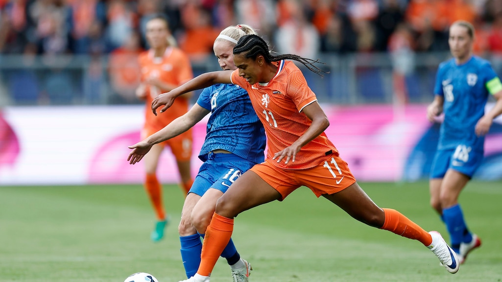 Esmee Brugts is een van de jonge talenten binnen de selectie van Andries Jonker.