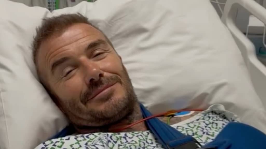 David Beckham in het ziekenhuis na operatie