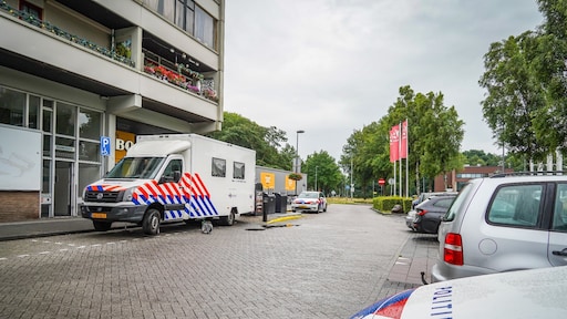 Fatale steekpartij in flat Emmen: slachtoffer (21) en verdachte kenden elkaar