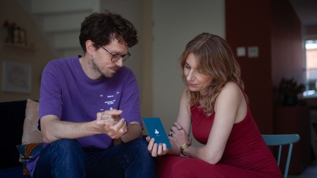 Gertjan en Roos, en Otis' geboortekaartje.