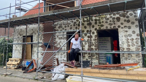 Sabijn flipt in De Moeite Waard?! in haar eentje een huis: 'Er is iets mis met mijn stresshormoon'