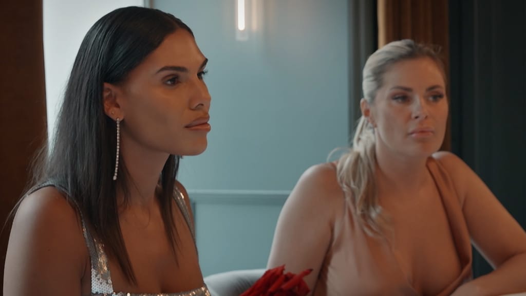 Real Housewife Natassia valt door de mand met leugen over Amy en Annelies