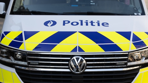 Man steekt vrouw in brand in Belgische Helchteren