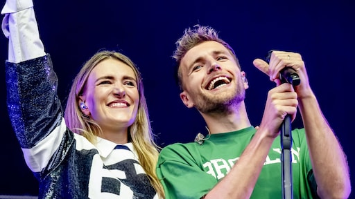 Nieuwe single Suzan & Freek tegelijkertijd in première op 'alle radiostations'