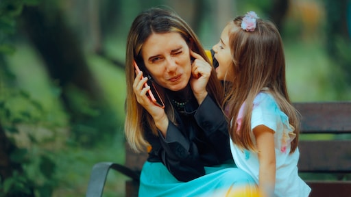 Fenna's dochtertje (6) praat overal doorheen: 'Ze stopt pas als ik boos word'