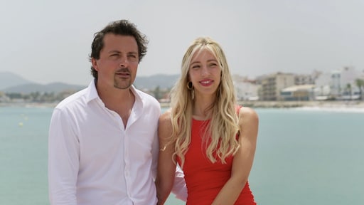 Mike en Denise uit B&B Vol Liefde beginnen nieuw leven in Spanje: 'Onze liefde is sterk genoeg'