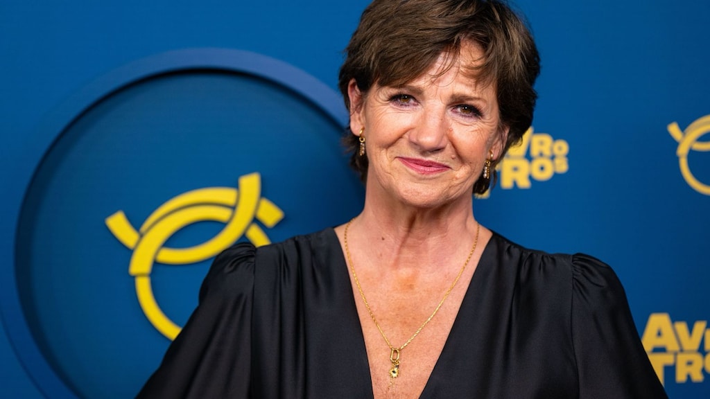 Kijkers in rep en roer door 'verdwenen' Martine van Os in We Zijn er Bijna!