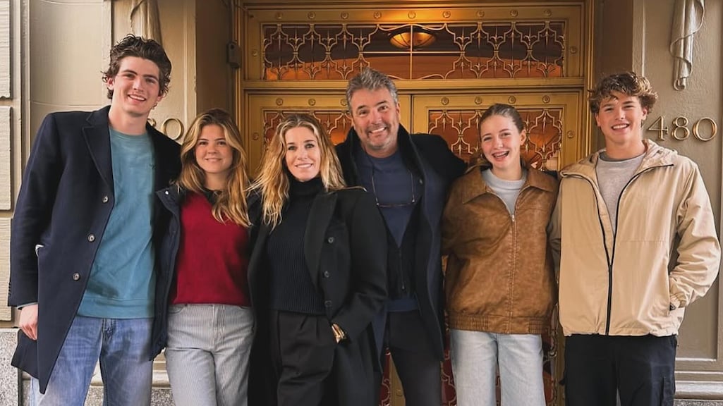 Van Laren naar Los Angeles: het intrigerende leven van de familie Oerlemans