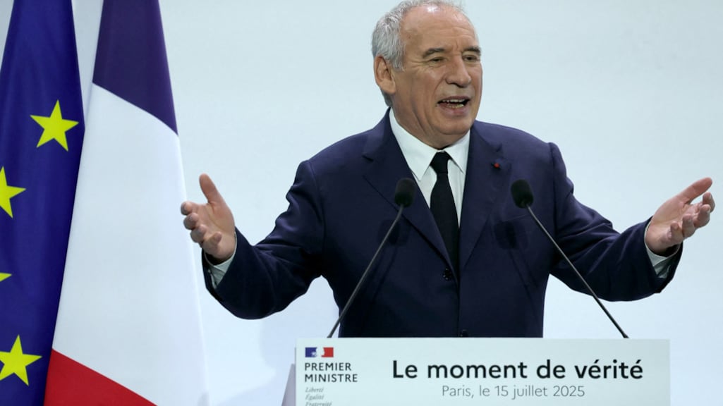 De Franse premier Francois Bayrou tijdens het 'moment van de waarheid'.