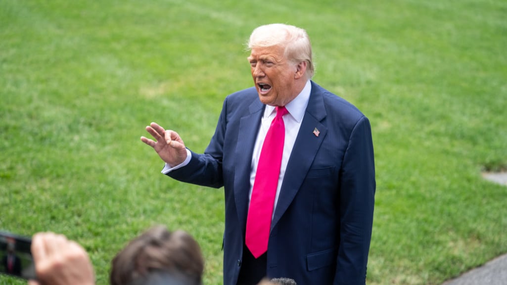 Trump: Oekraïne moet Moskou niet aanvallen, 'stelde Zelensky alleen een vraag'