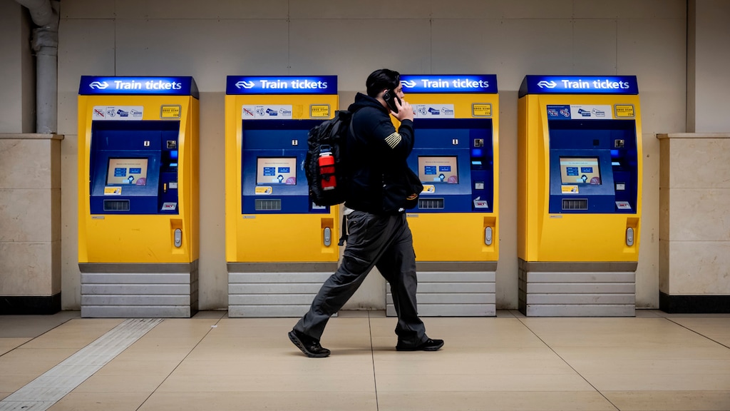 NS en vakbond weer om de tafel over cao, stakingen opgeschort