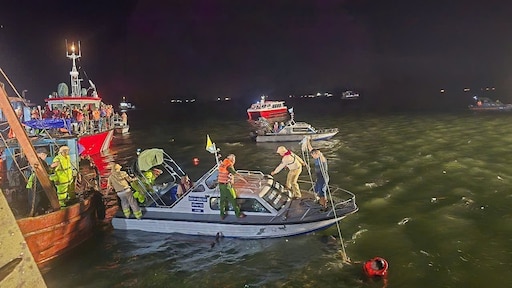 Toeristenboot gekapseisd in Vietnam, zeker 34 mensen omgekomen