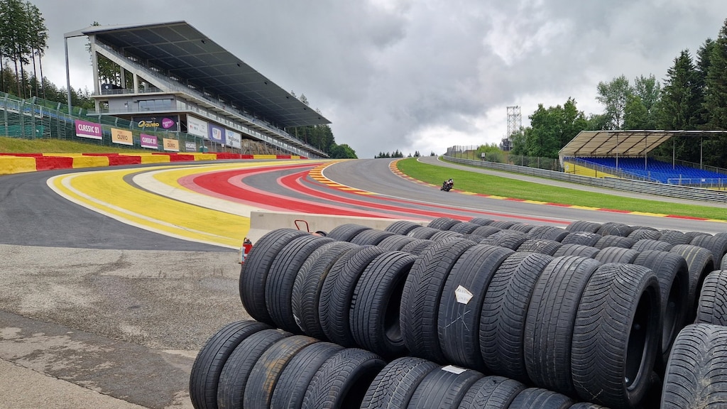 Omdat de bewegwijzering van het circuit wat te wensen over laat, is het beter om een tour te boeken.