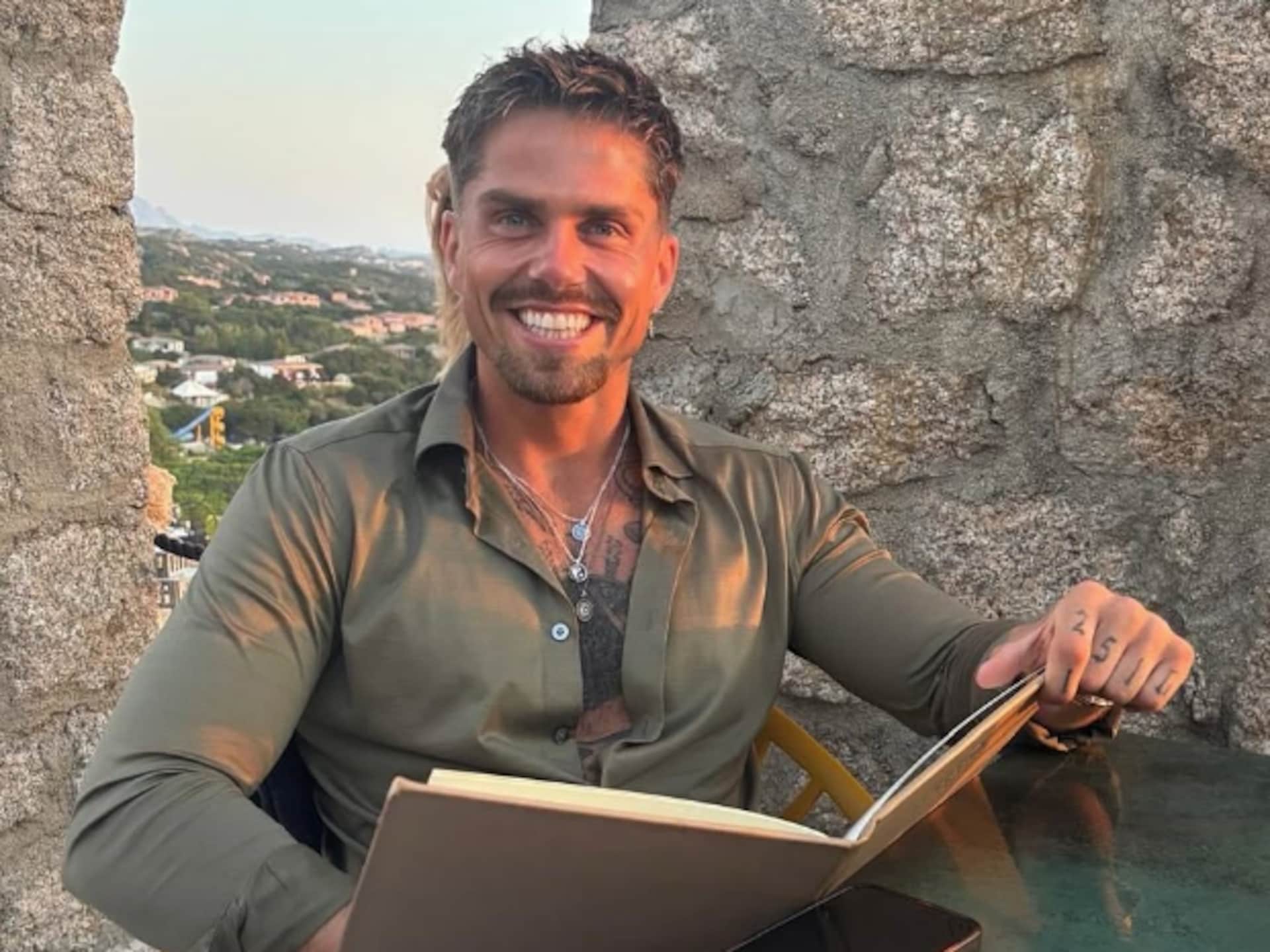 André Hazes vinkt bucketlist af met nieuwe liefde: 'Zo iets moois'
