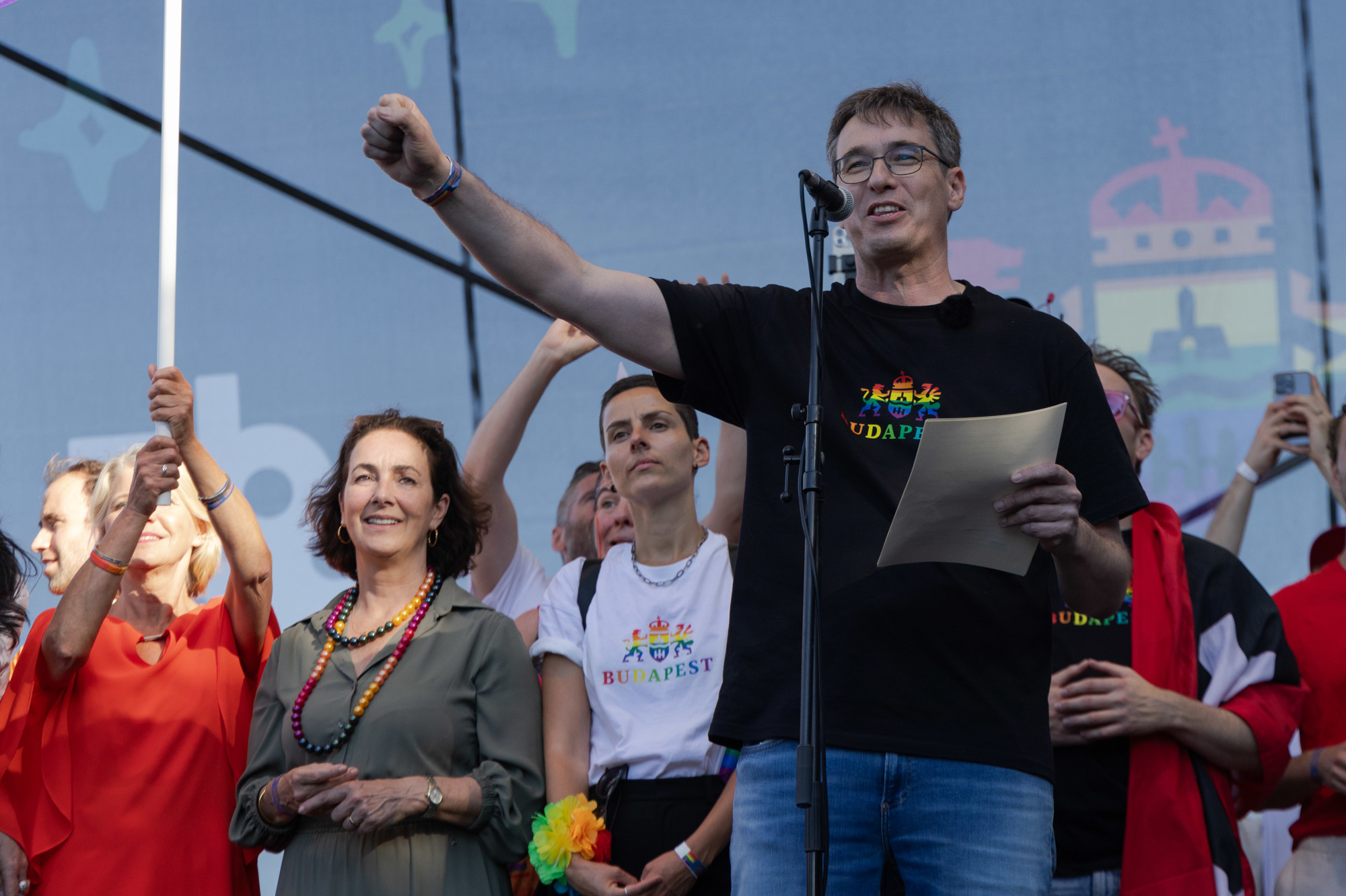 Burgemeester Boedapest verdachte in onderzoek naar verboden pride