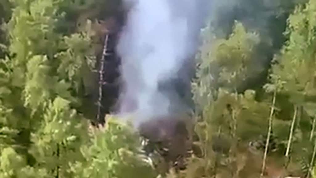 Russisch passagiersvliegtuig neergestort, brandende romp gevonden