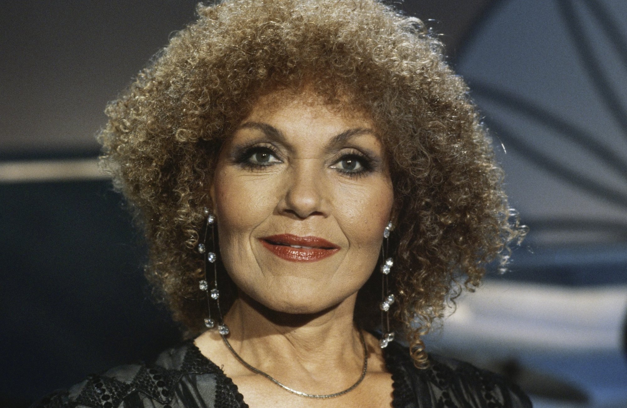 Preminula britanska jazz pevačica Cleo Laine u 97. godini života