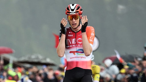 Arensman flikt het weer in Tour, volgt Boogerd op als winnaar op La Plagne