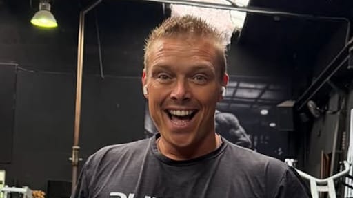 Tony Wyczynski trots op deelname Echte Jongens op Safari: 'Echt bijzonder wat je samen meemaakt'