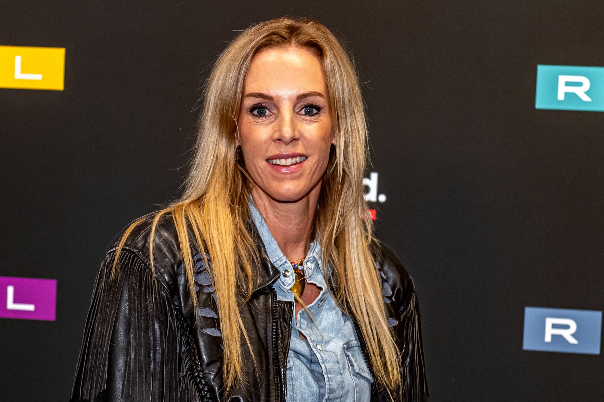 Roos Reedijk in paniek door logistieke chaos in Kopen Zonder Kijken