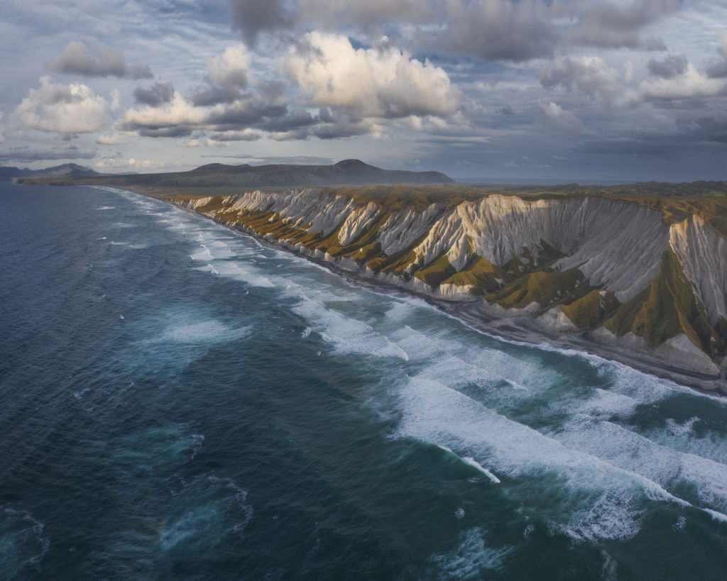 Beving met kracht van 8.8 voor oostkust Rusland veroorzaakt tsunami