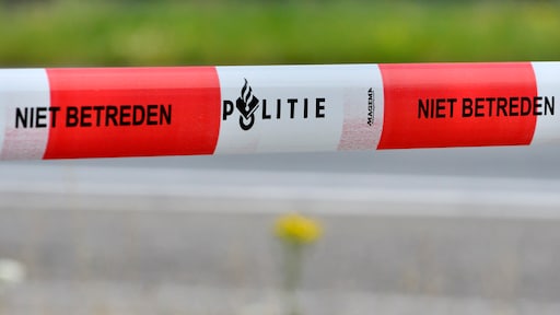 Lijk gevonden in kofferbak uitgebrande auto op Nederlands-Duitse grens