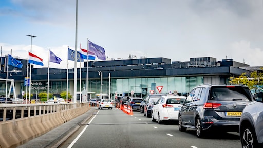 CBS: Schiphol momenteel op een na drukstbezochte luchthaven EU