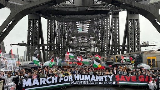 Australië maakt meer geld vrij voor hulp Gazanen nadat tienduizenden kabinet oproepen tot actie