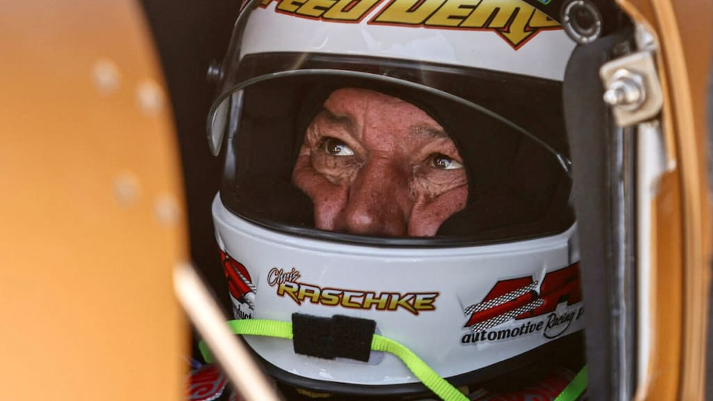 60-jarige snelheidsduivel doet recordpoging, maar crasht met 456 kilometer per uur