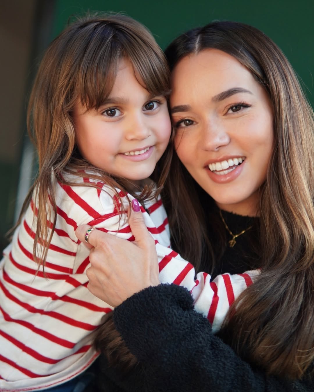 Dochter Bibi Breijman trekt wiebeltand eruit na mislukte poging Waylon