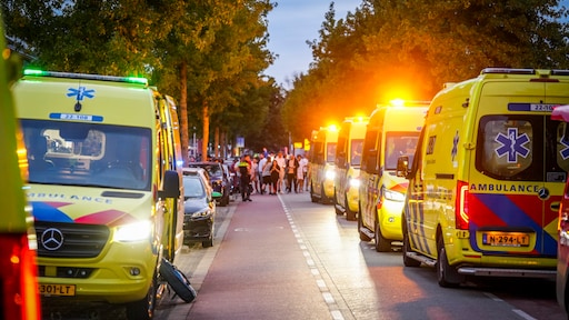 Drie zwaargewonden bij zeer grote woningbrand Eindhoven