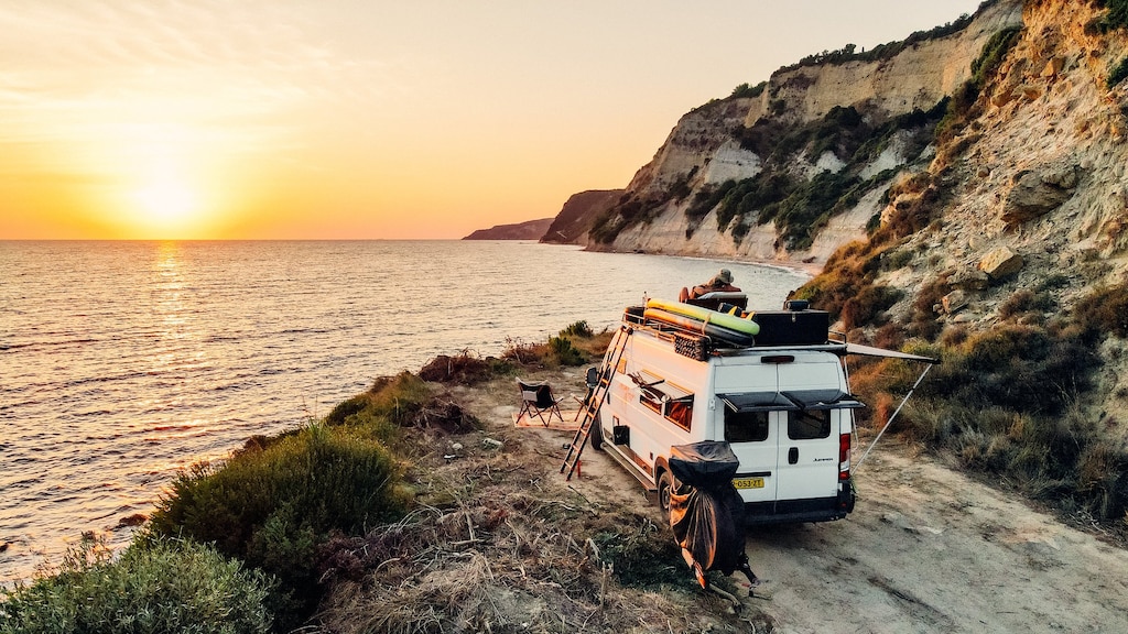 De reis naar Corfu, met prachtig uitzicht vanaf de camper.