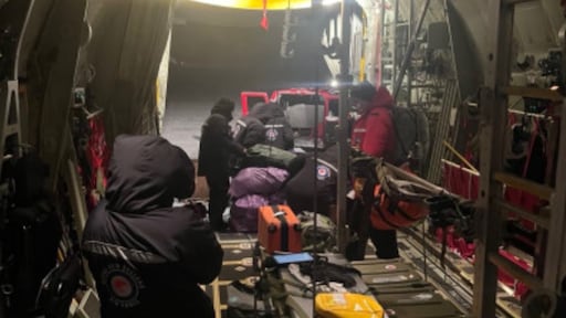 Nieuw-Zeelandse luchtmacht haalt patiënten op uit Antarctica in gevaarlijke missie