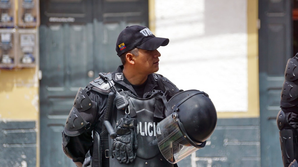 Bloedbad bij ingang discotheek Ecuador, schutters voortvluchtig