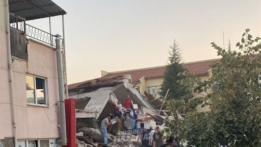 Westen Turkije getroffen door aardbeving met kracht van 6.1