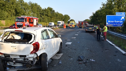 Twee gewonden na ernstig ongeluk op A2 bij Valkenswaard