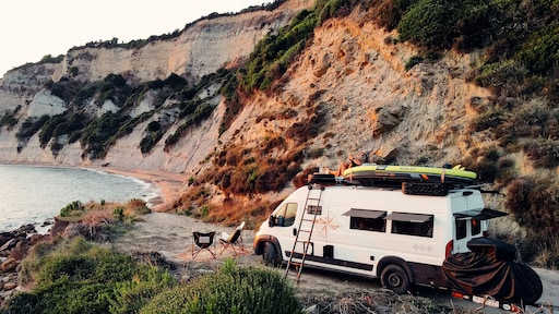 Van slimme magneten tot luxe douchen: 3 handige tips voor je camper of caravan