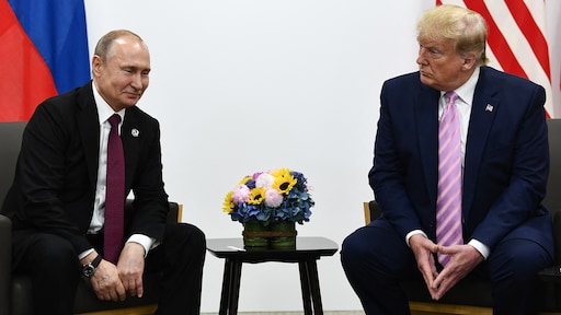Hoe Trump keer op keer wordt gepiepeld door Poetin: trapt hij weer in de Russische val?