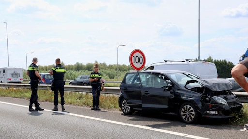 300 kilometer file in Brabant, verkeer in Zuid-Nederland tot stilstand gekomen