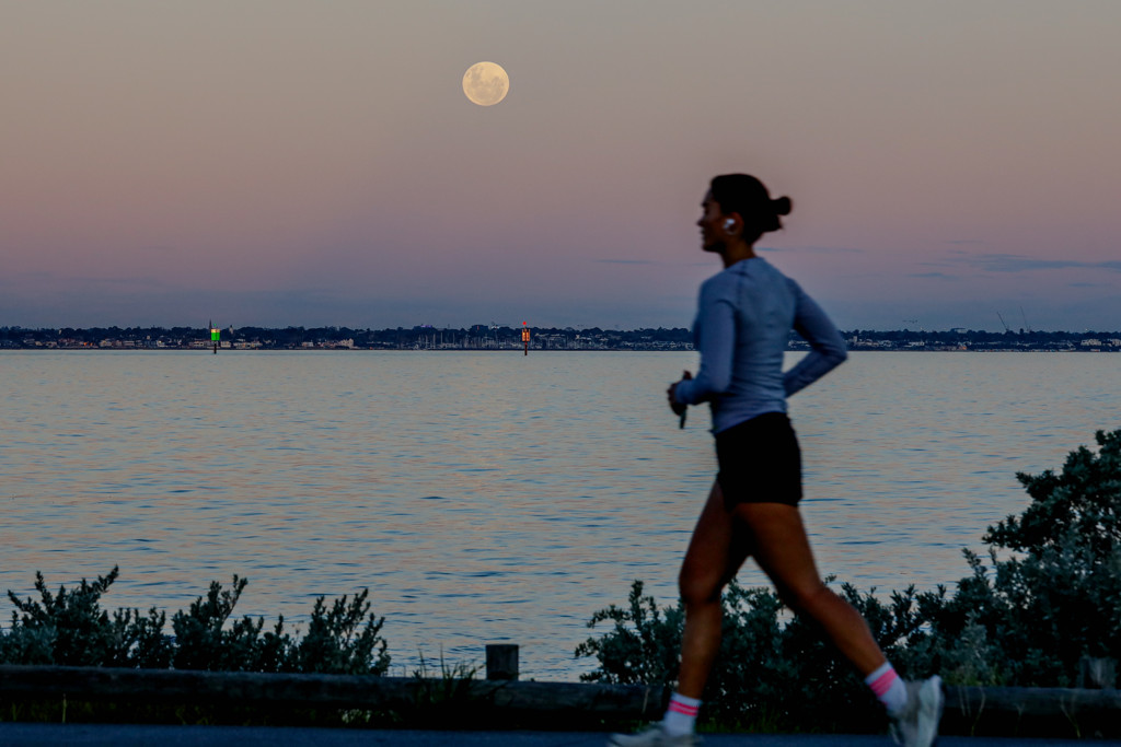 Vrouwelijke undercoveragenten VK aangerand tijdens hardlopen