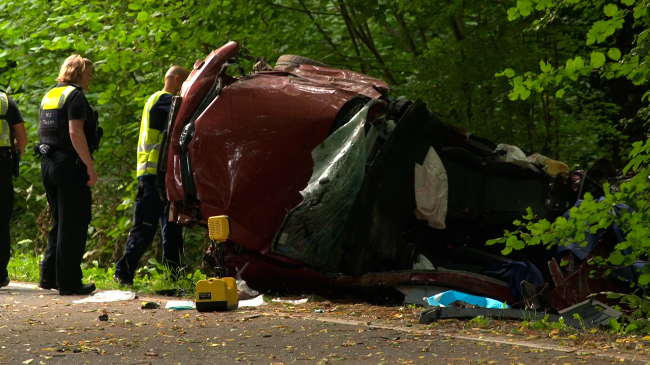 Vier tieners omgekomen bij verkeersdrama Duitsland