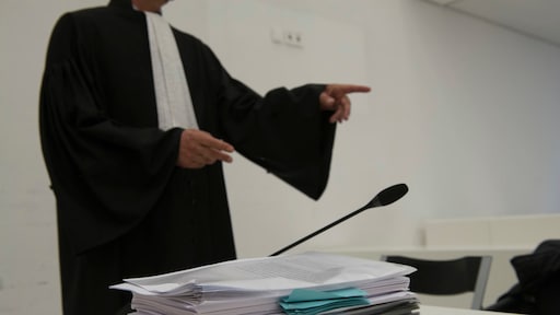 Zorgen bij advocaten over verbod op laptop en telefoon bij overleg met cliënten: 'Onwerkbaar en onacceptabel'