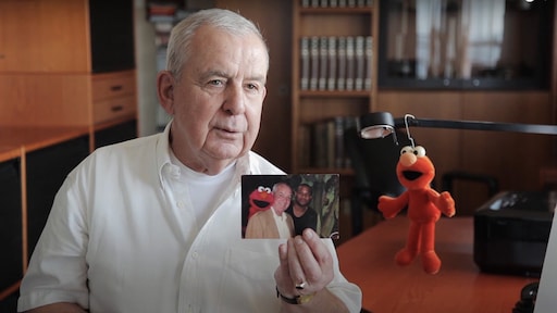 Acteur Hein Boele, de stem achter Elmo, op 85-jarige leeftijd overleden