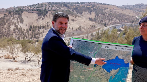 Omstreden bouwplan Israël krijgt groen licht: 'Begraaft idee van Palestijnse staat'