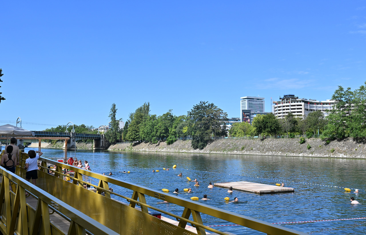 'Verdachte aangehouden om vondst vier lichamen in de Seine'