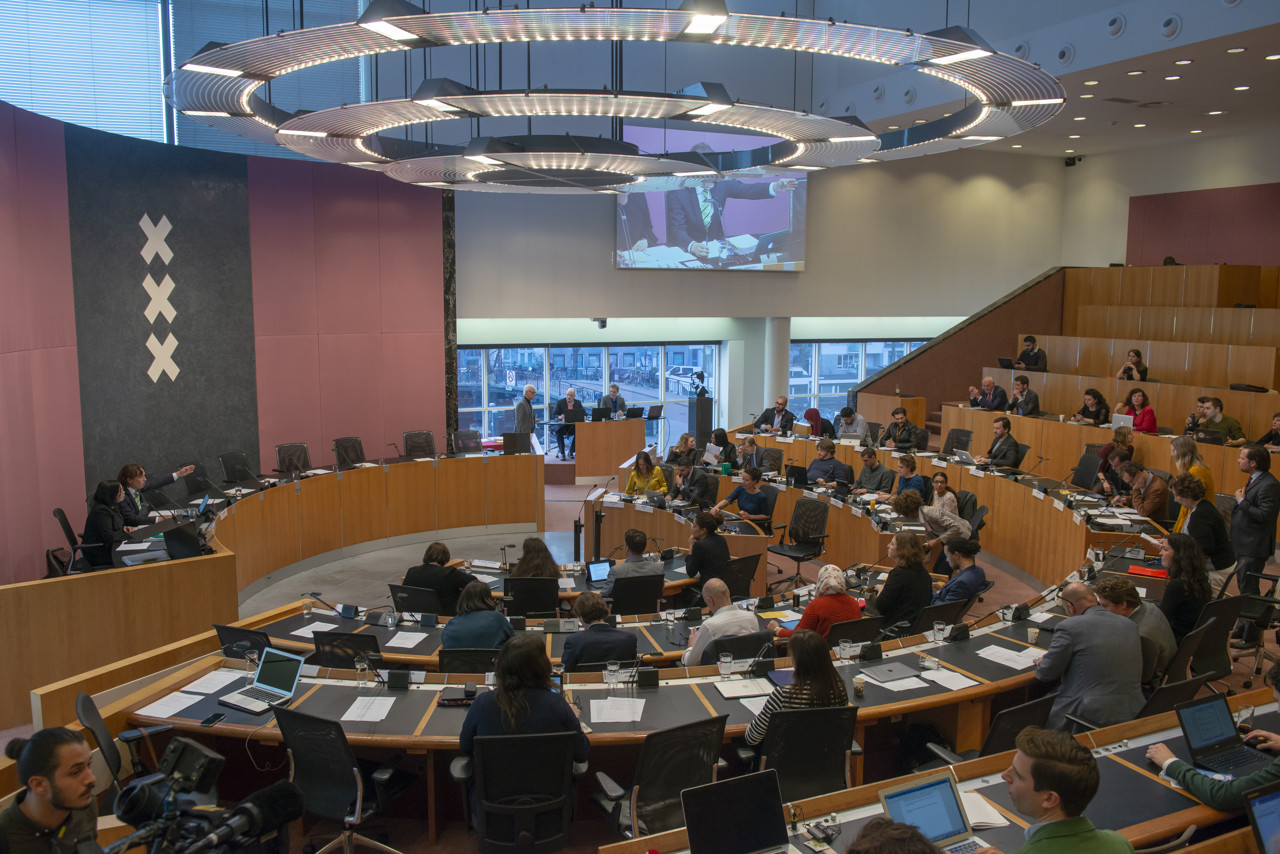 Gemeente Amsterdam blundert: 21 miljoen euro te veel overgemaakt