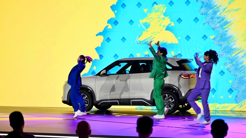 Verkoop Tesla keldert verder, die van het Chinese BYD explodeert juist