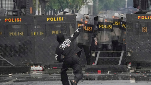 Extra veiligheidsmaatregelen Indonesië vanwege landelijk protest, privileges parlementsleden ingetrokken