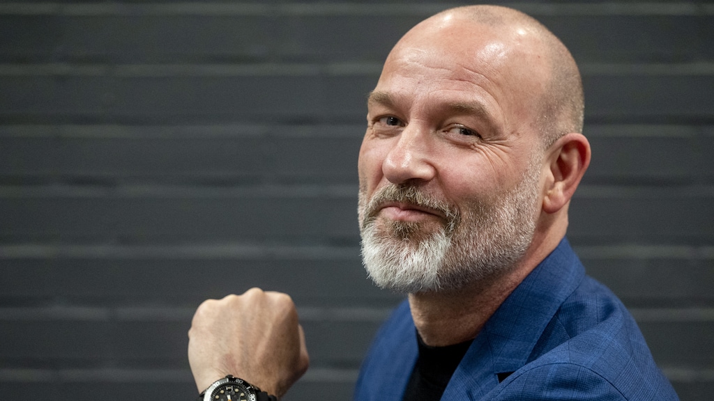 Eddy Zoëy legt werkzaamheden neer vanwege zeldzame aandoening